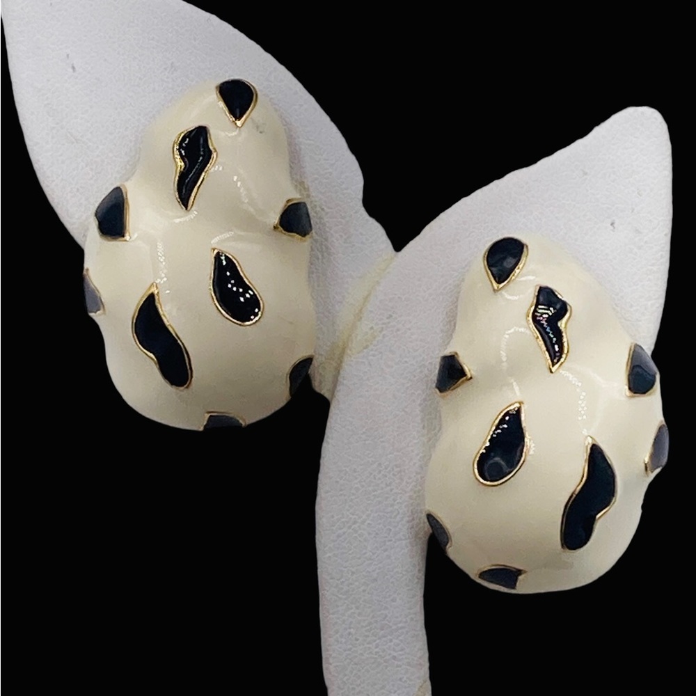 Vintage Ciner Enamel Animal Print Clip Earrings